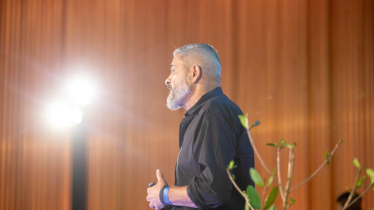 Tecnologia do afeto: uma ferramenta de fomento à sociobiodiversidade | Pedro Belga | TEDxRio