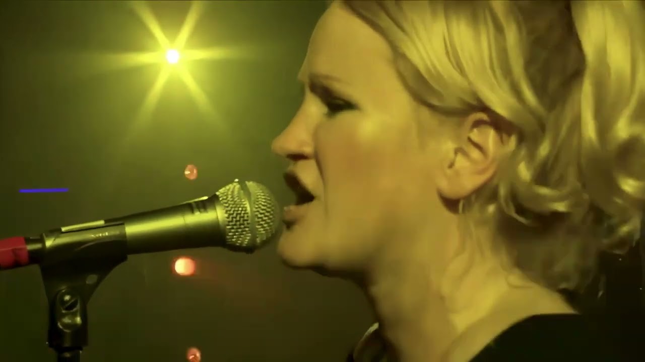 Moby &ndash; Lift Me Up,  Live  Hotel Tour (2005) HD