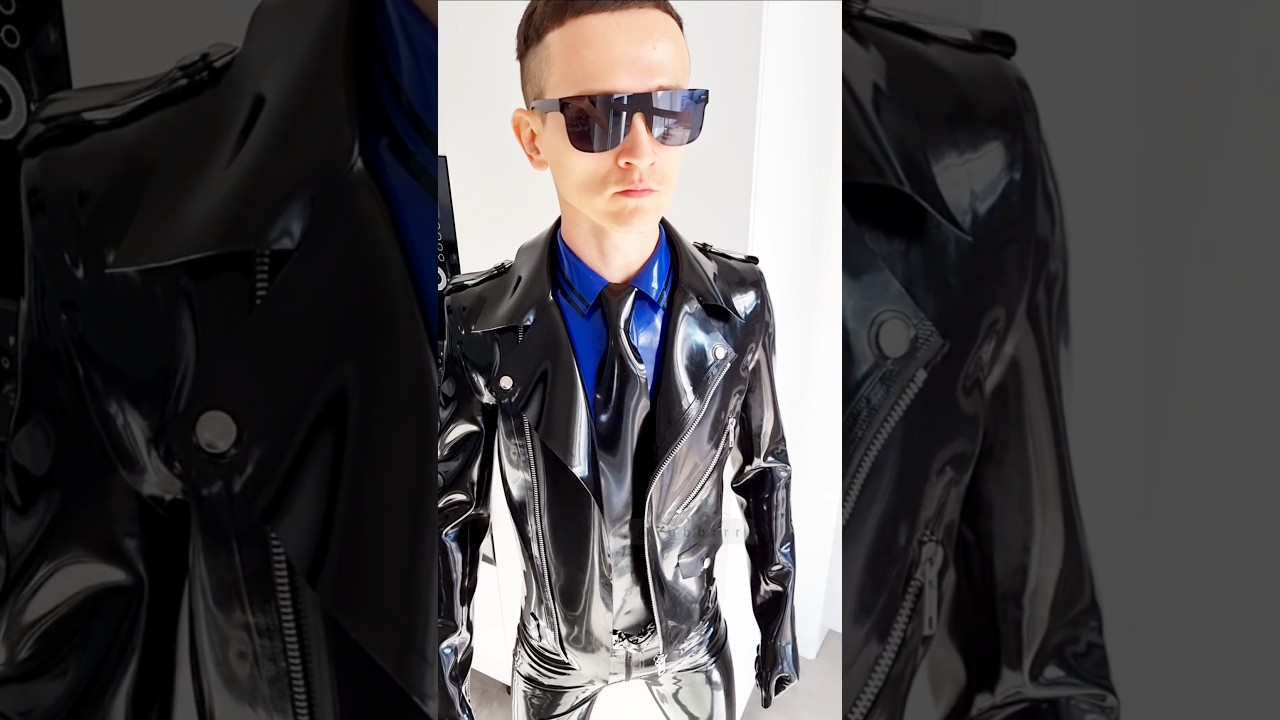 🖤🔵 #leatherfashion #rubber #latex #berlin
