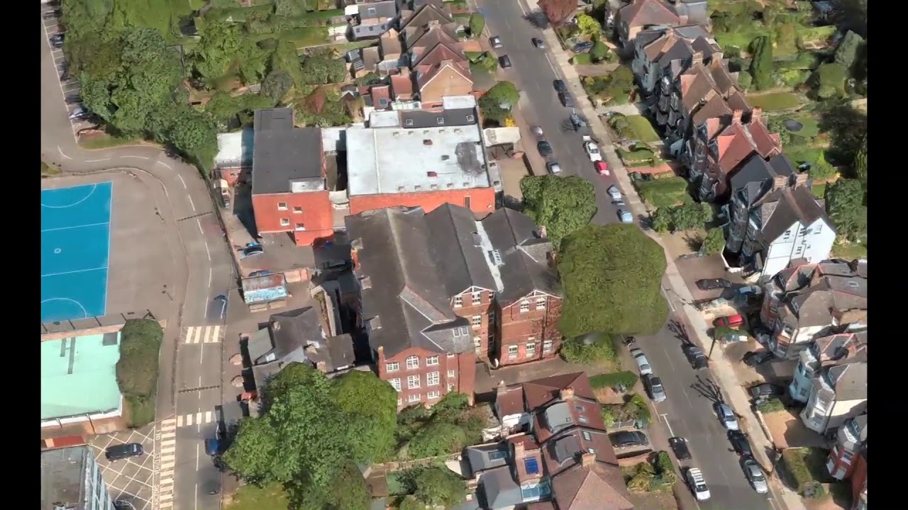 A fly-around of Fortismere School 6th form block