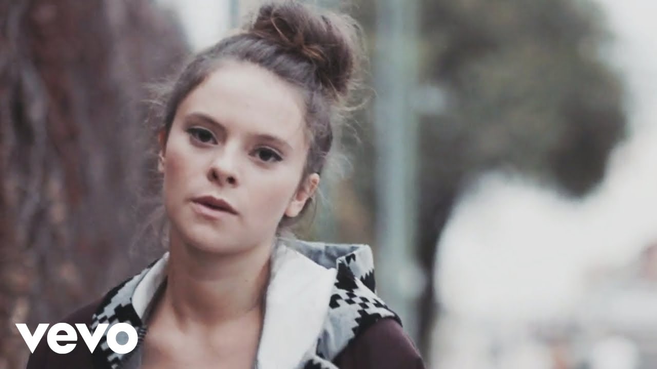 Francesca Michielin - Lontano (Official Video)