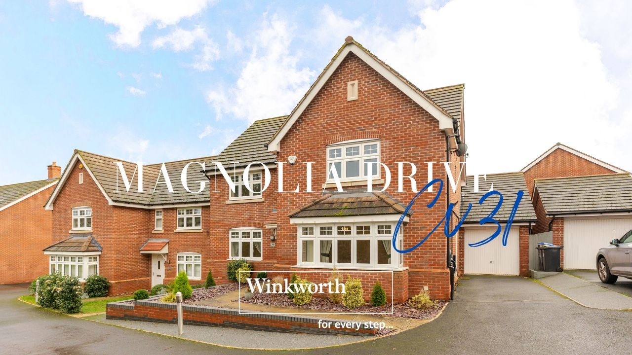 A substantial, energy-efficient family home with open golf course views - Winkworth Leamington Spa