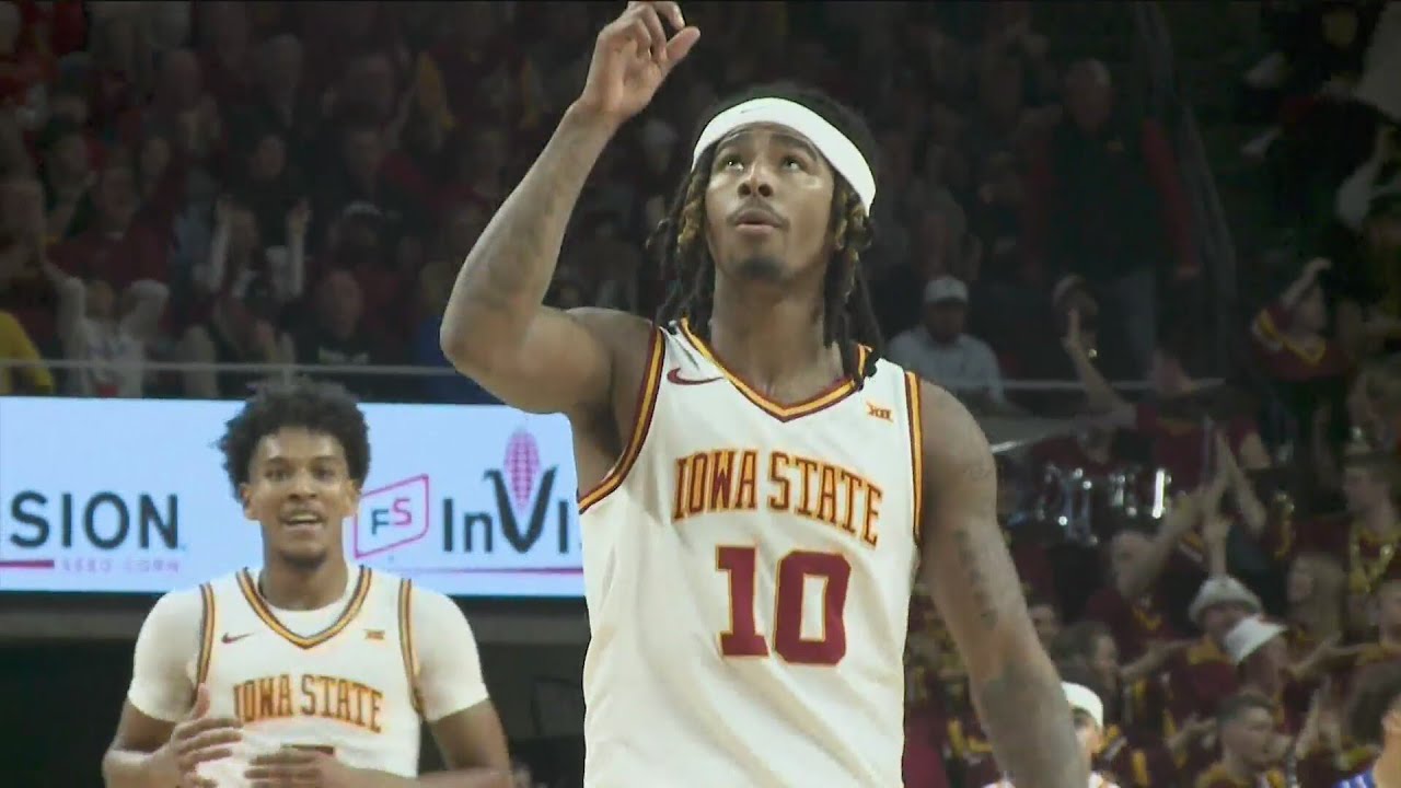 Iowa State leaves no doubt in win over Kansas