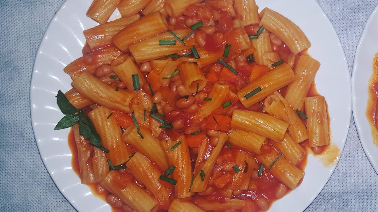 GUTEKA AMAKARONI AVANZE N'IBISHYIMBO || UBURYO BWOROSHYE || HOW I COOK PASTA WITH BEANS |#JEANNIS_M