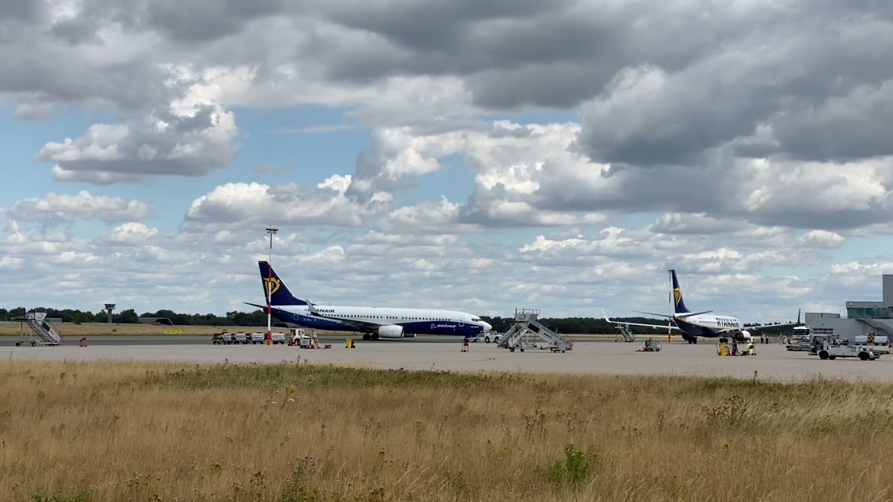Ryanair Boeing 737 Dreamliner livery EI-DCL and Boeing 737-500 KlasJet LY-KDT at Airport Weeze