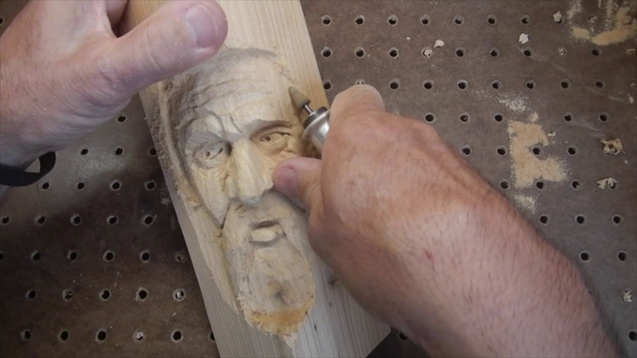 Block head face, beard, hair power carving how I did it.