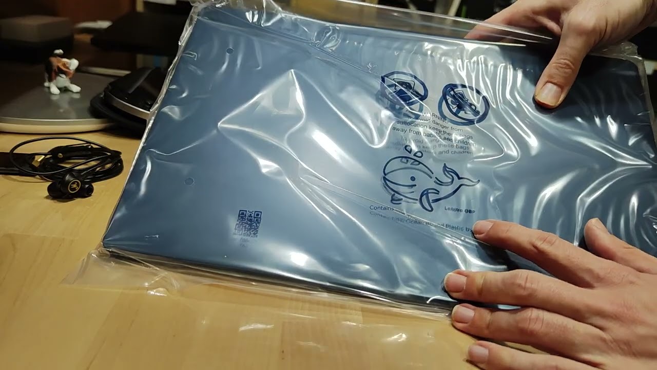Desempaquetando el Lenovo IdeaPad Slim 3 Gen 8