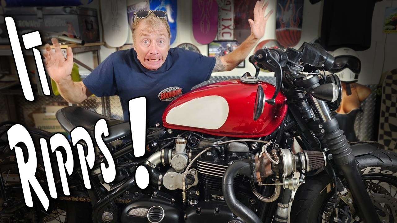 Twin Turbo Triumph Bobber работает! И он просто рвёт!