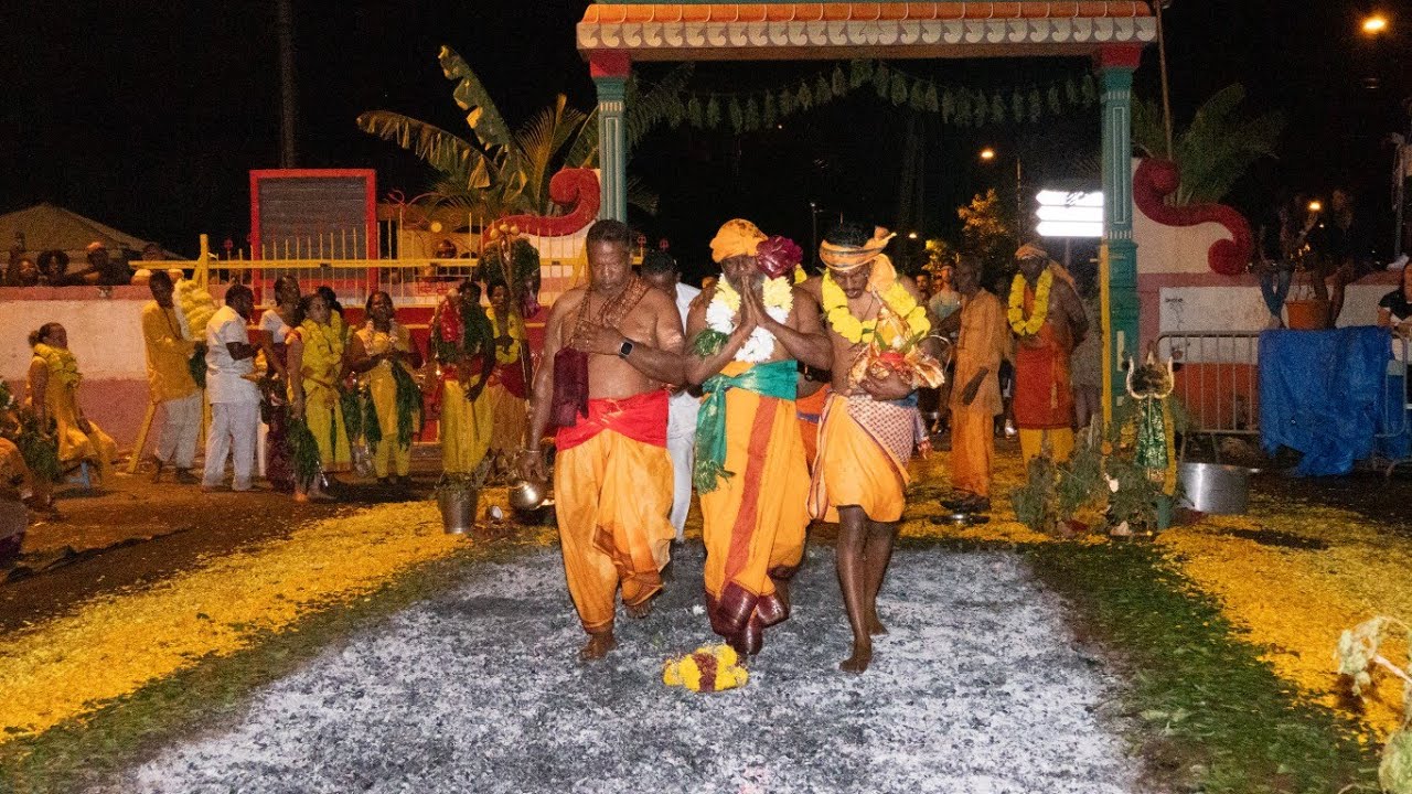 MARCHE DANN FEU 2025 au Temple Kaaly Rue Jacquot (Saint-Paul)