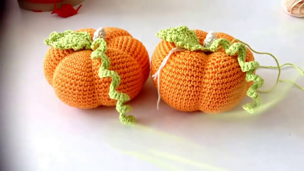 Como tejer calabaza y escoba bruja Halloween amigurumi By Petus