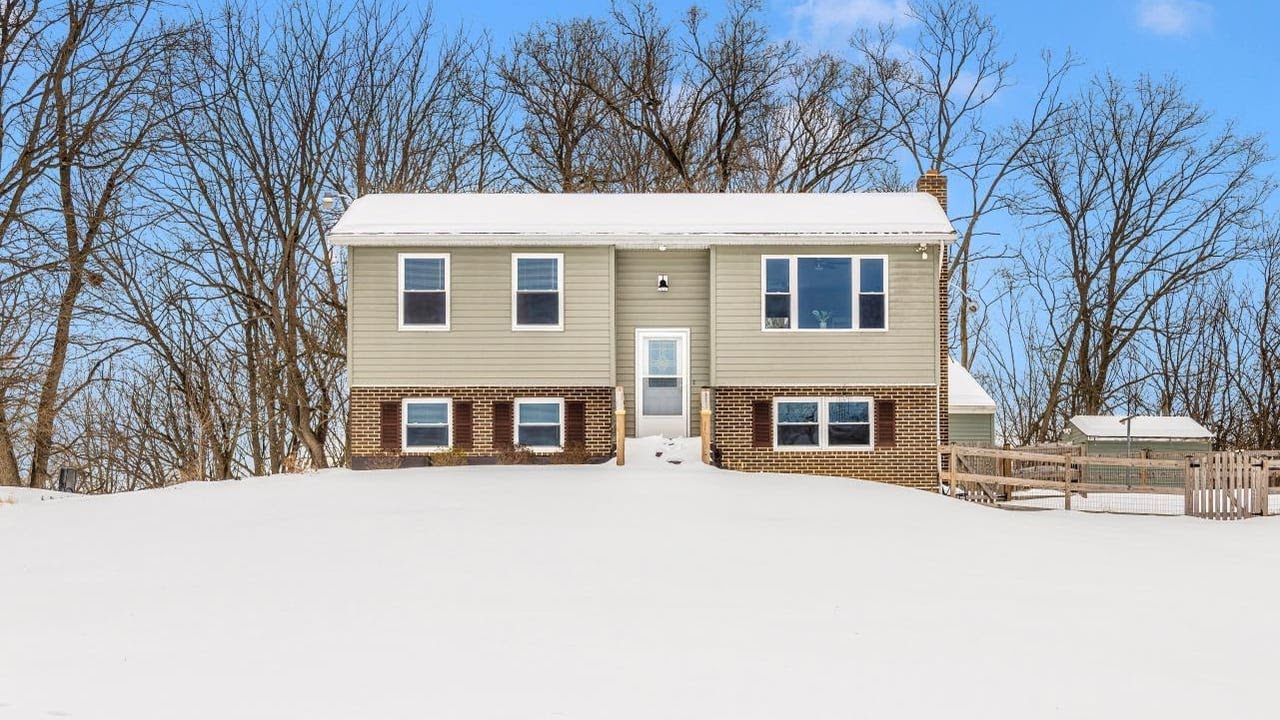 17935 College Rd, Hagerstown, MD