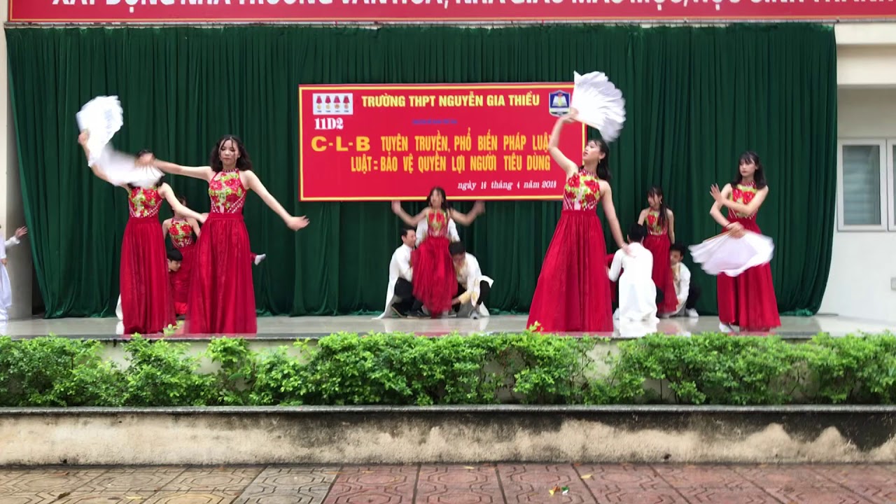M&uacute;a Son (Remix) - 11D2 THPT Nguyễn Gia Thiều 💙