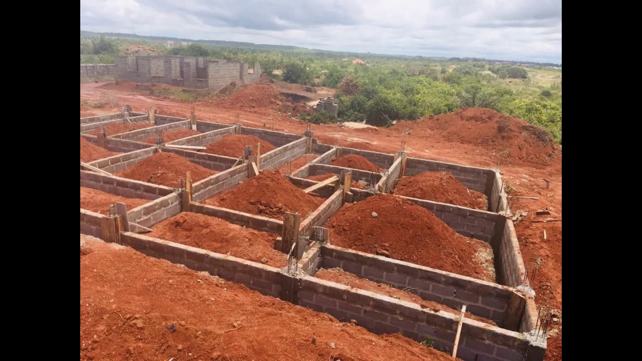Building my House in Ghana | Filling the Foundation