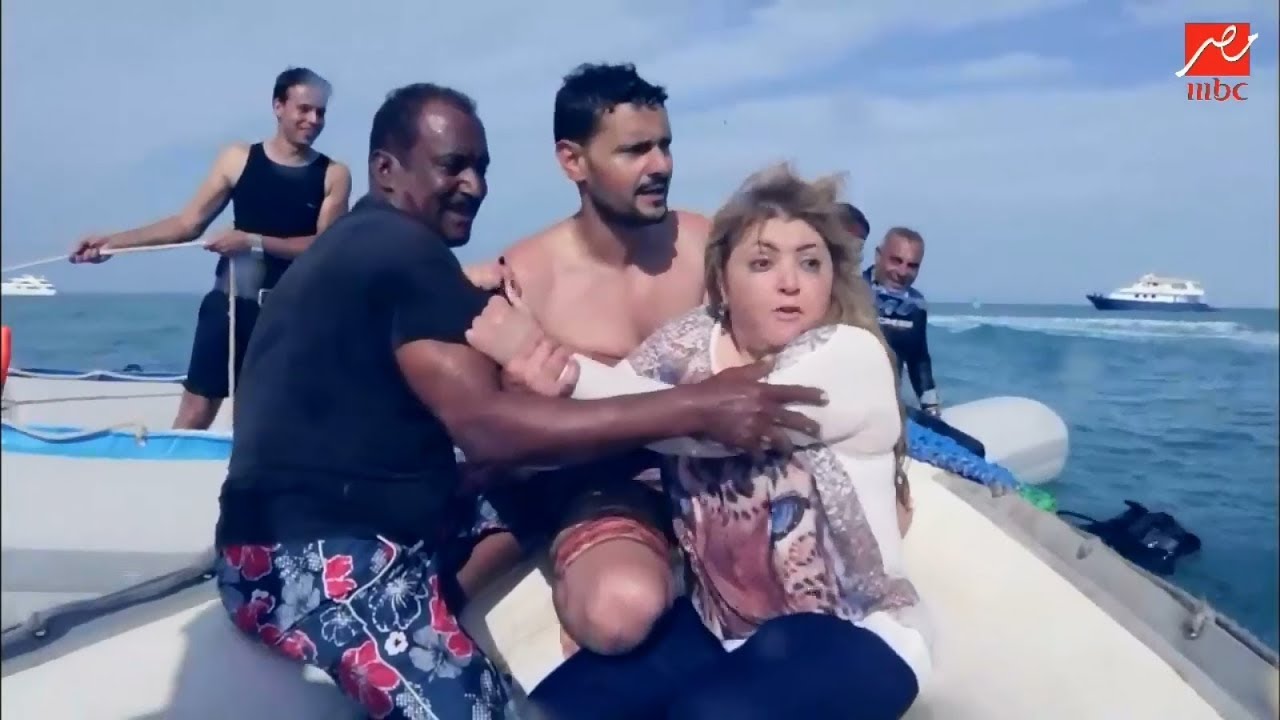 شوفوا كام تييت لمها احمد وضرب رامز جلال فى رامز قرش البحر