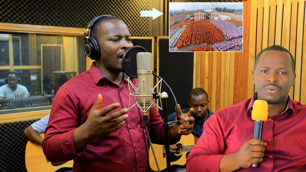 Apotre Mutabazi tumusanze muri STUDIO akora indirimbo🎙Yabaye umuhanzi✍Avuze abakomeye bagiye Gereza