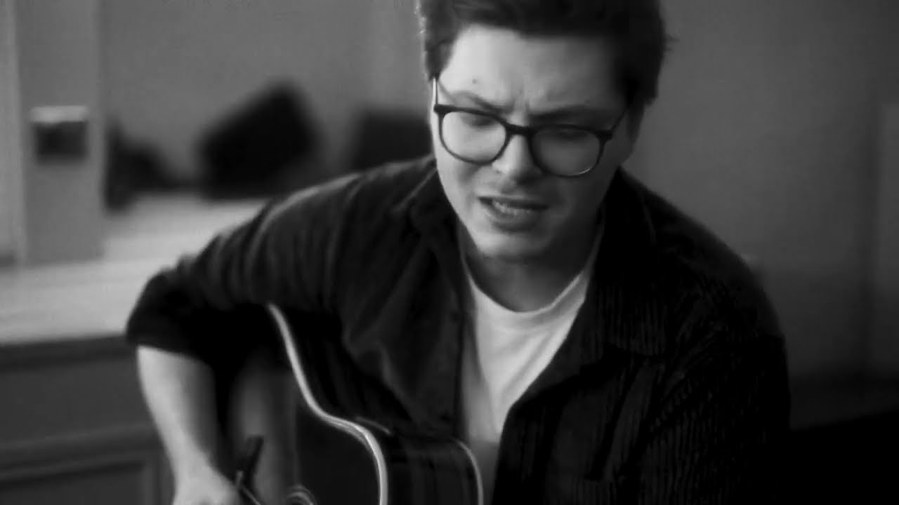 Kevin Garrett - Can't Come Back (Acoustic Performance)
