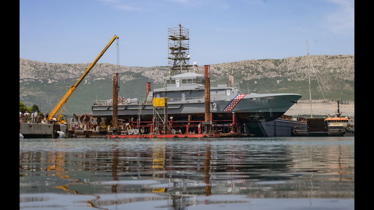 N541 Porinuće obalnog ophodnog broda