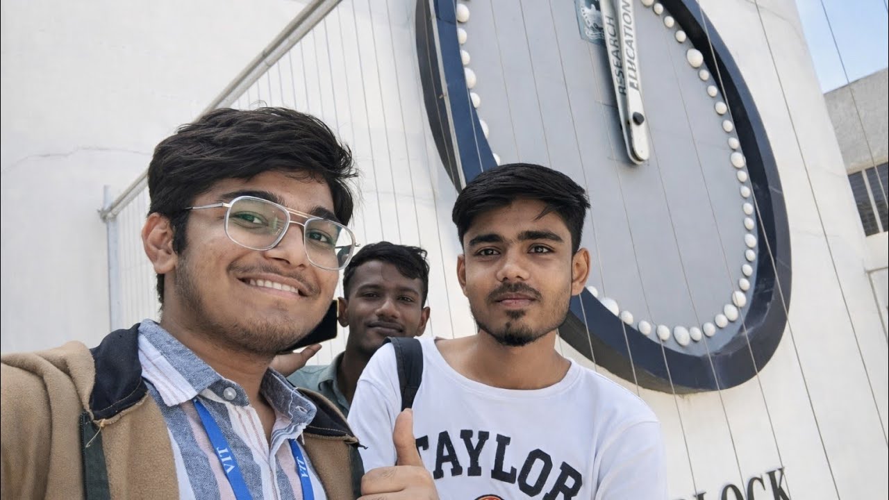 Yeh kya explore Karliya College meh 😨