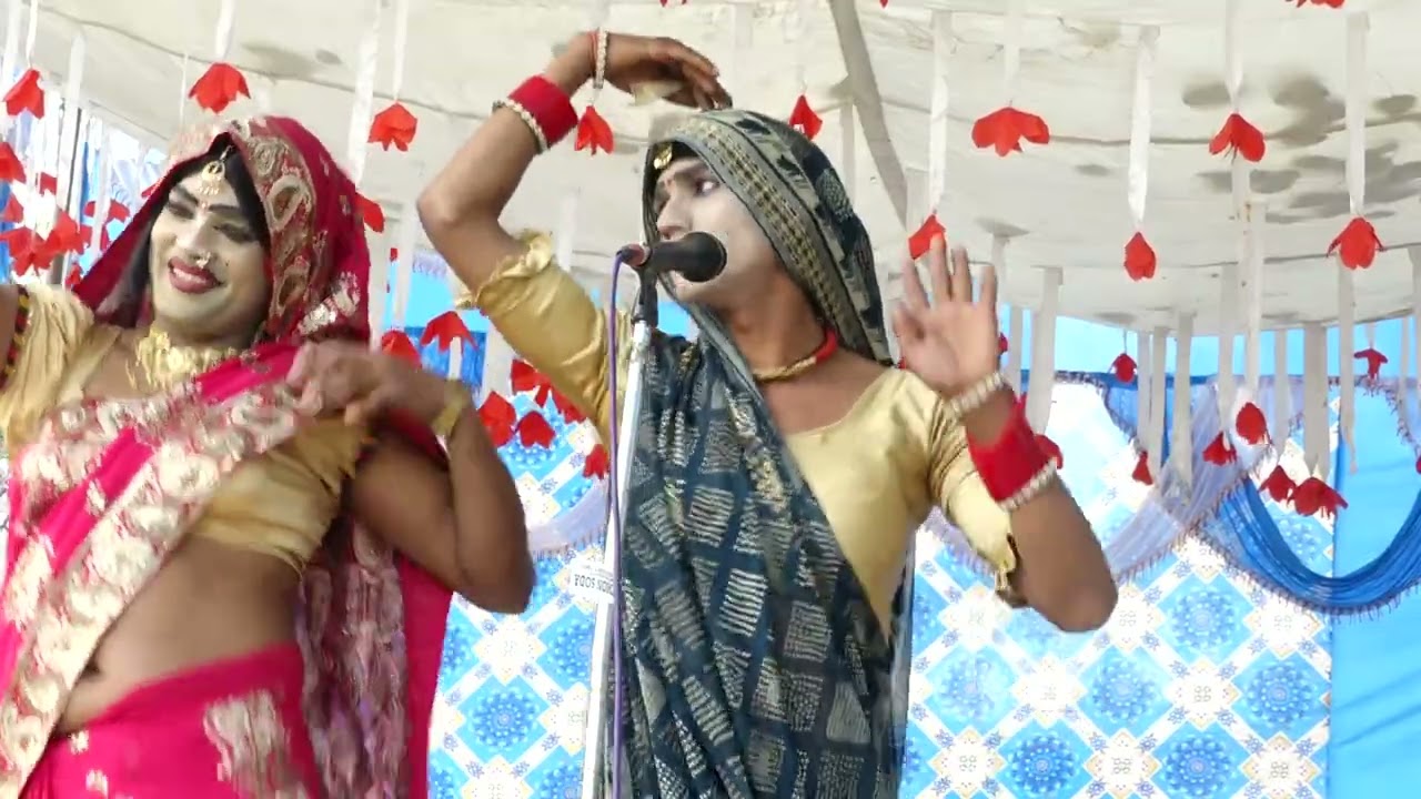 dhola प्रशांत बाबू और पप्पू डांसर के देहाती प्रोग्राम में समाजवादी गीत गाकर सुनाया यह झटके सबसे अलग 