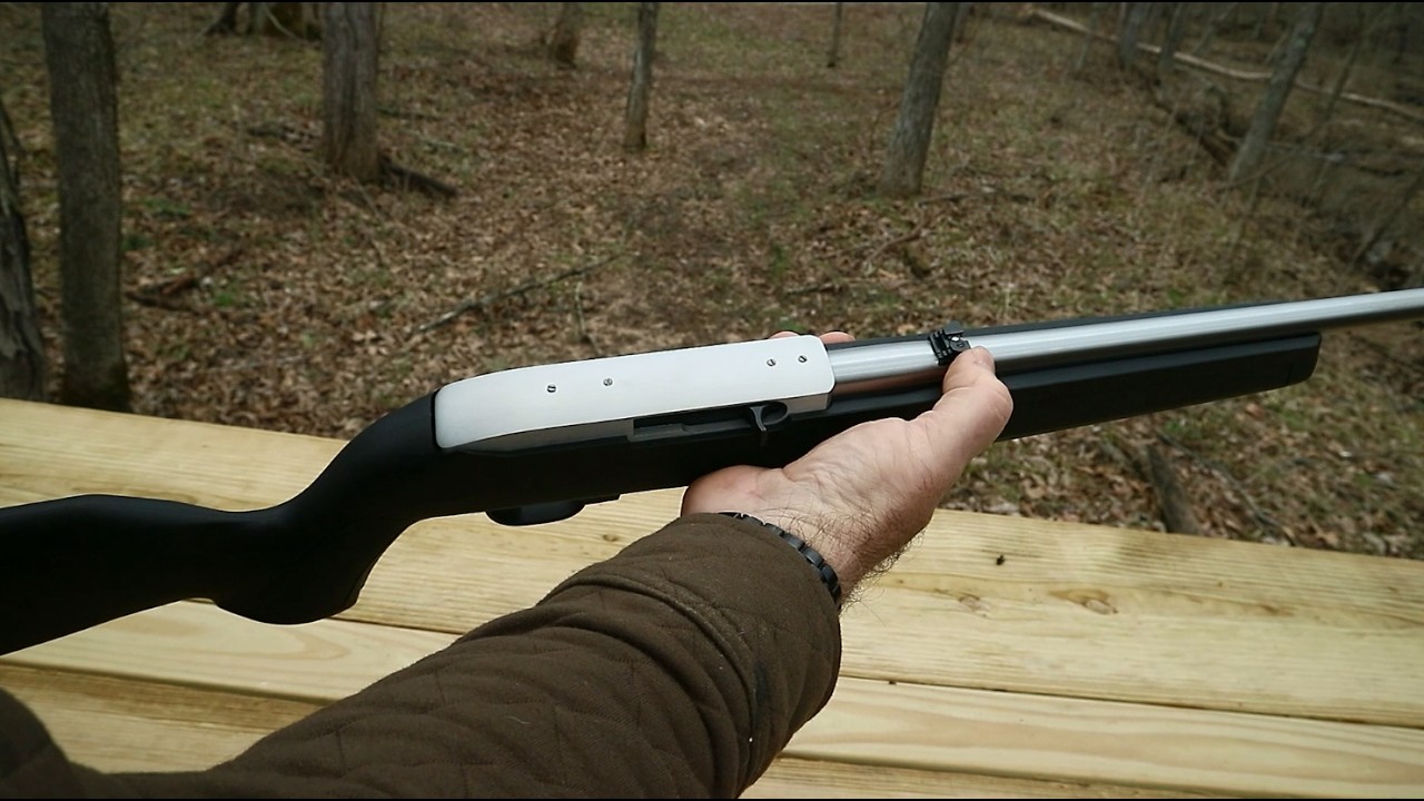 Unboxing Ruger 10/22 #32004. Testing out of box / with Next Level Armament NLS Varmint 22 Suppressor