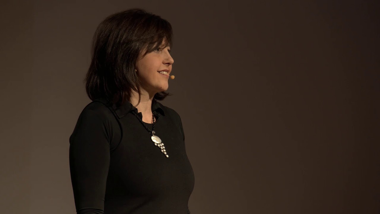 Non chiamiamola vittima!  | Silvia Lorenzino | TEDxPolitecnicodiTorino