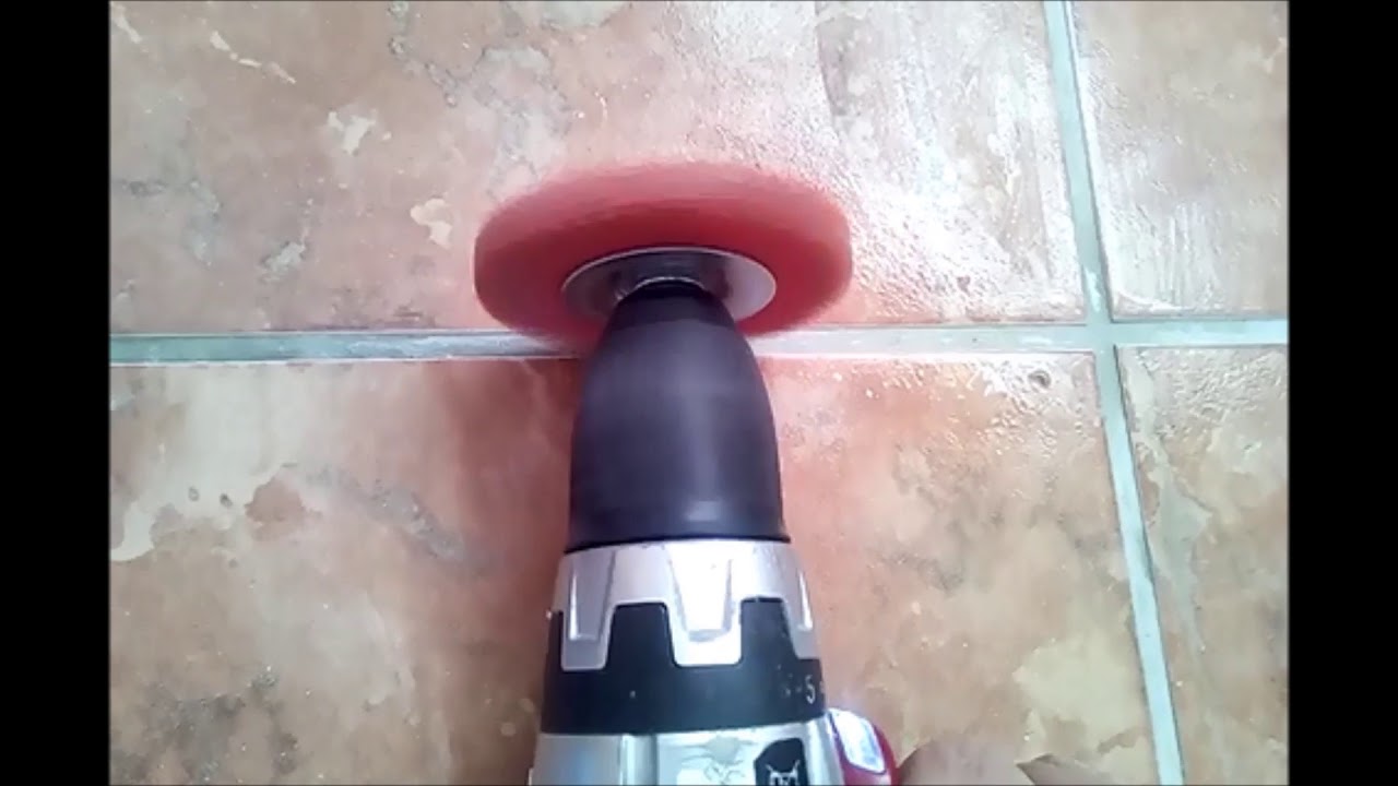 Schnelle, kraftsparende und extrem effektive Fugenreinigung von Fliesenböden und Wände