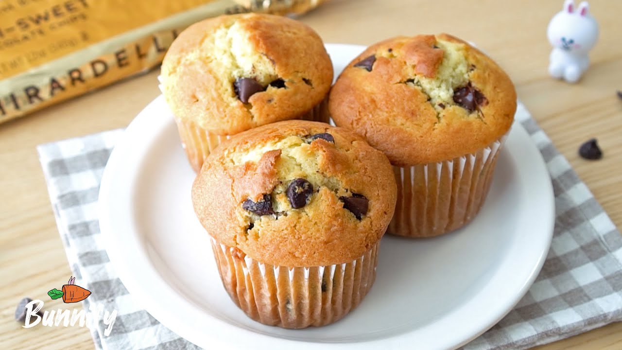 꿀팁가득 | 퍽퍽하지 않고 부드럽고 촉촉한 초코칩 머핀 Soft and Moist Chocolate Chip Muffins | 버니파이Bunnify