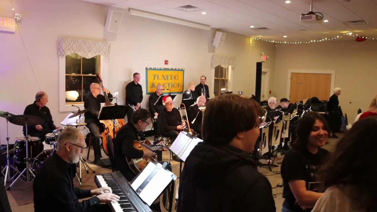Tuxedo Junction: Swinging It