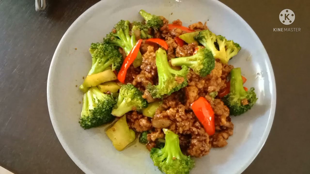 a quick recipe of minced pork with broccoli and bell pepper #minced #brocolli @Bellchannel2018