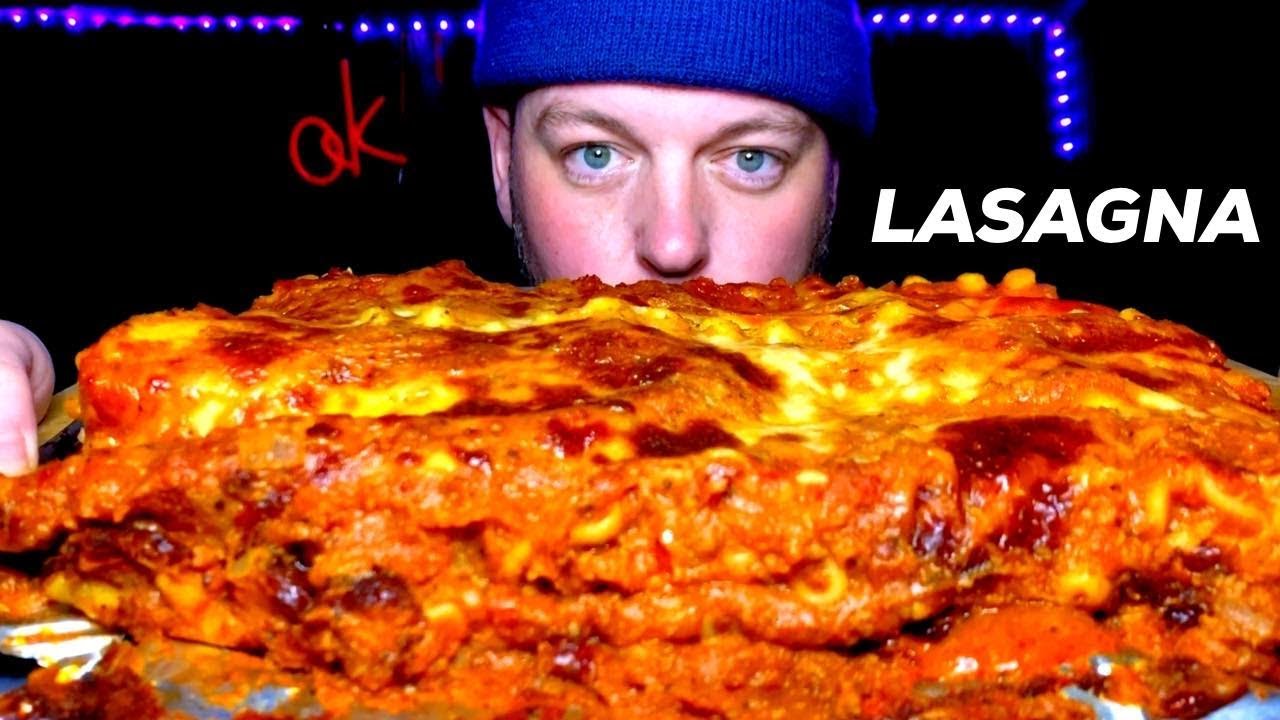 LASAGNA MUKBANG - HALLOWEEN GIRL UPDATE