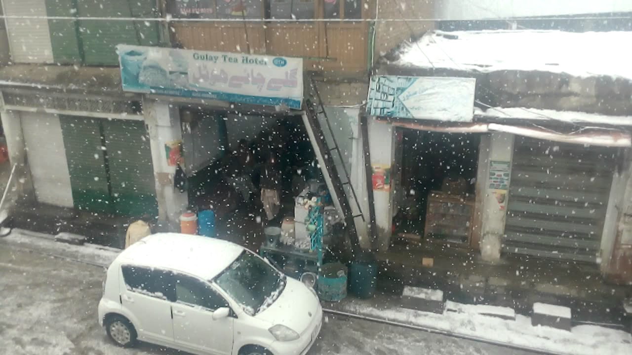 Upper dir bazar 2018 snowfall  best and very osam seen