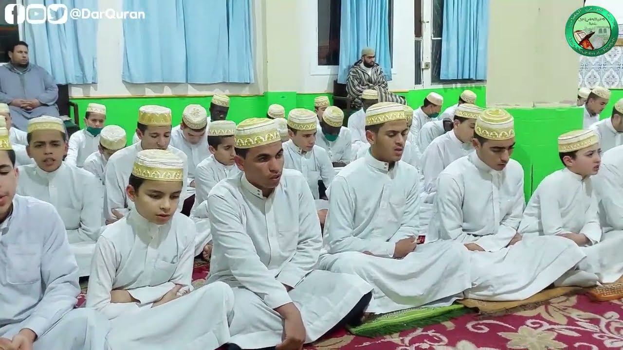 ذ   عبد الصمد حمدان  أستاذ مادة الرسم والضبط والتجويد