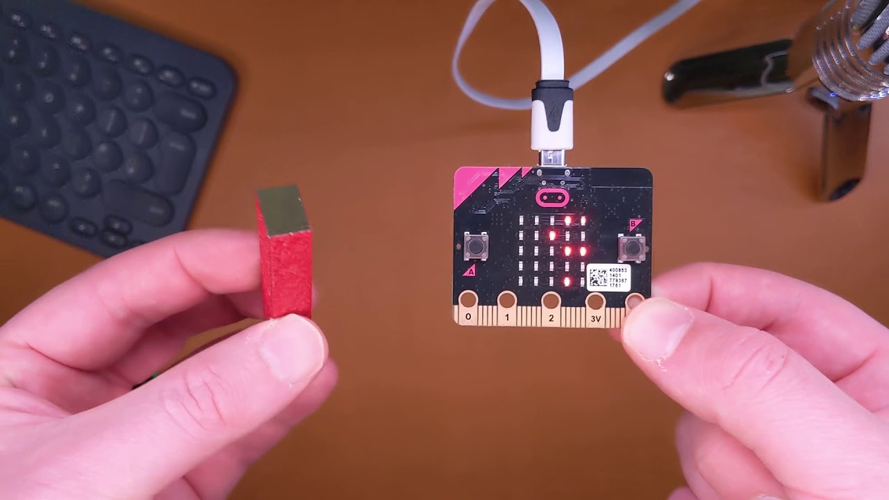 Micro:bit & a Magnet