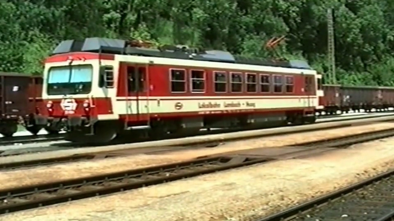 ÖBB  Zwei rüstige 52er und die charmante Gisela 28.06.1992