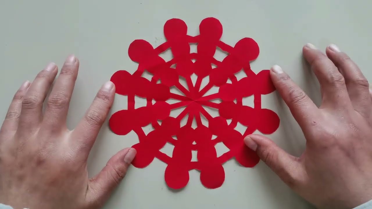 20 Stunning CNY Window Grilles | Design #10 Easy Origami #craft Easy Craft Window Decor.