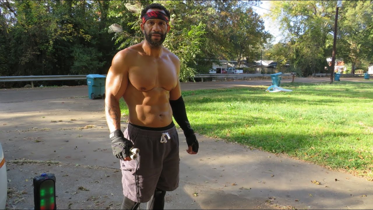Prison Workout/ Push Ups Big Chest Gainz. #gainz #pushups #chestworkout #calisthenics #nodaysoff
