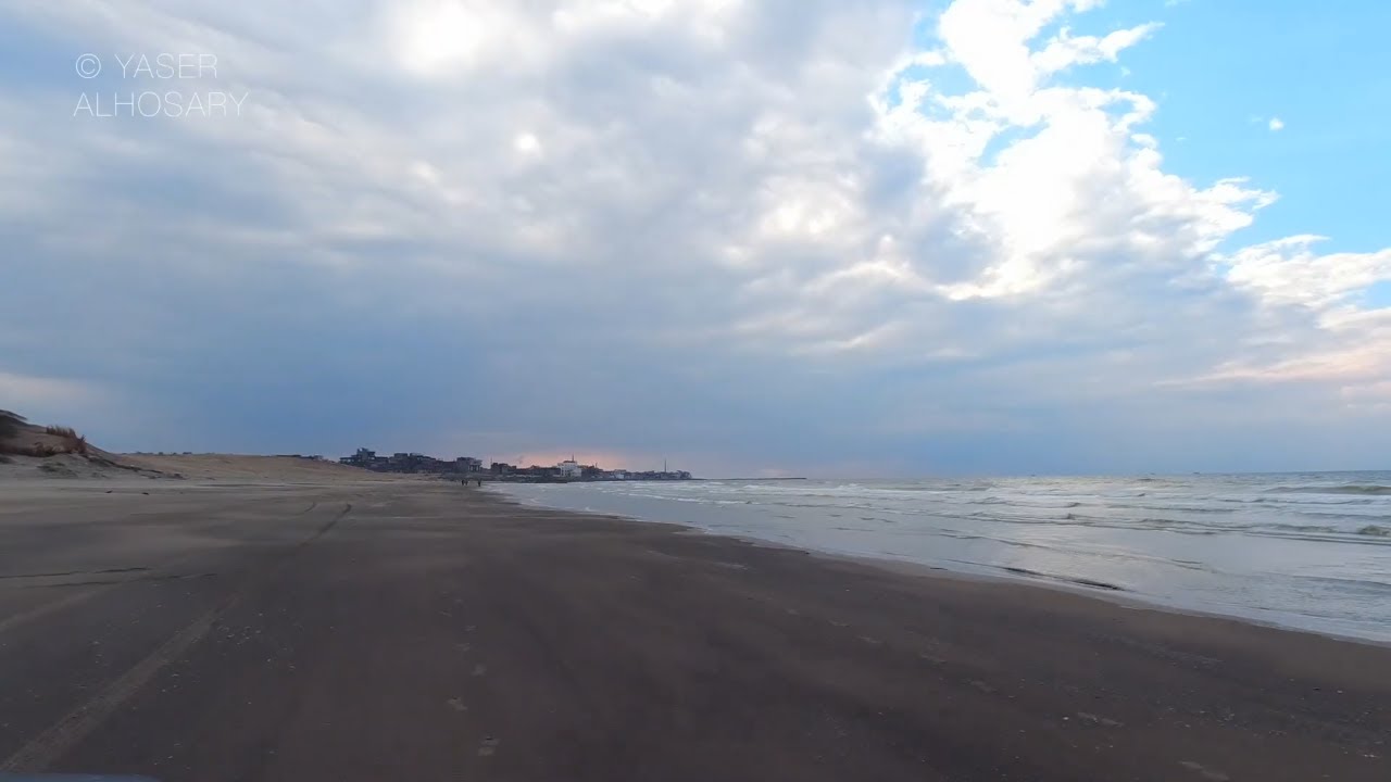 استكشاف مدينة الرمال السوداء  و اغرب مقابر على البحر - مدينة برج البرلس - وشواطئ الرمال السوداء