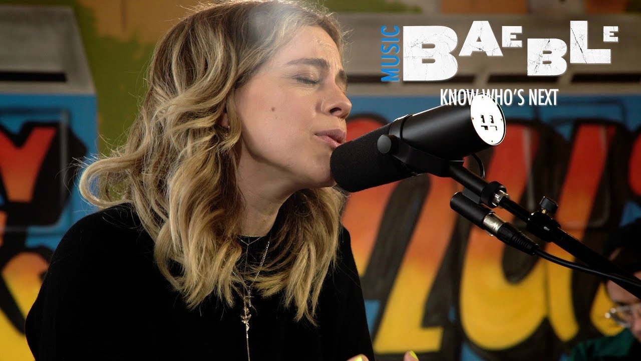 Riah Performs 