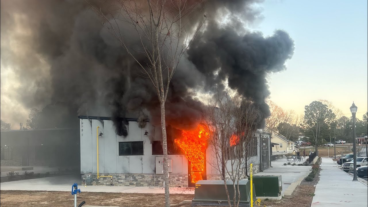 **PRE ARRIVAL** Fuquay-Varina Commercial Structure Fire 12-15-25