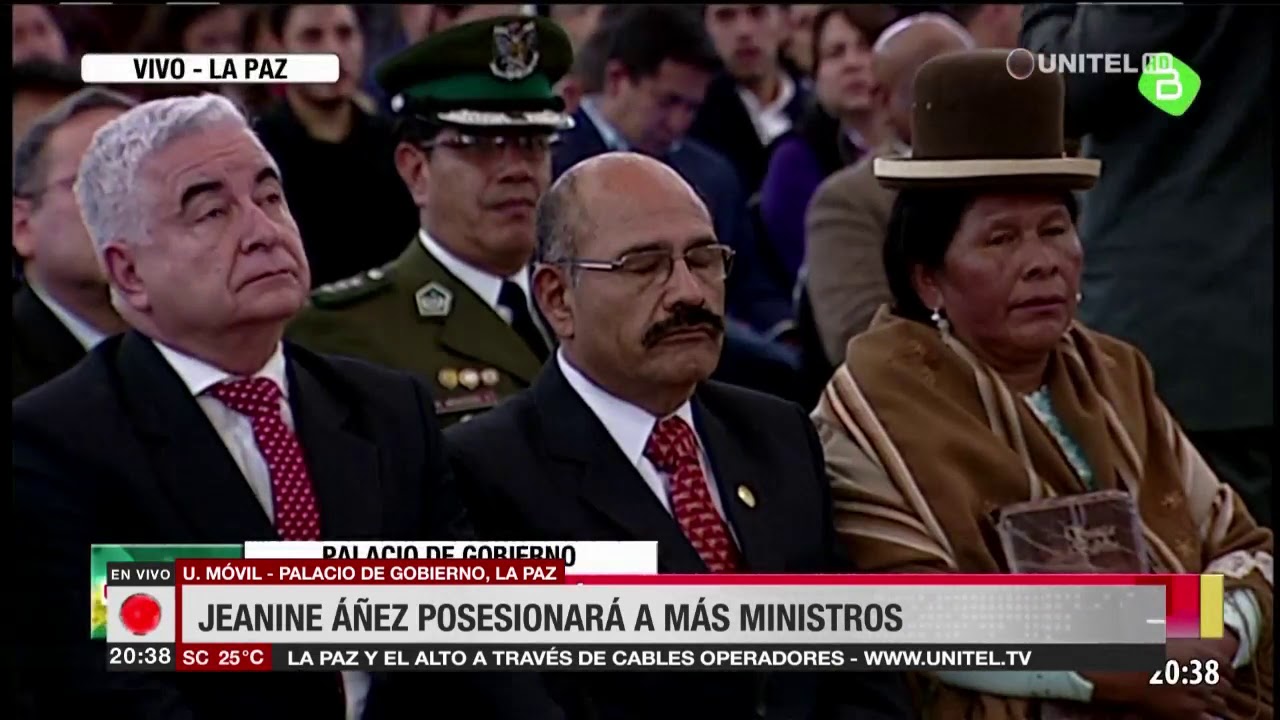 Añez posesionó a cinco nuevos ministros que la acompañarán en su gestión