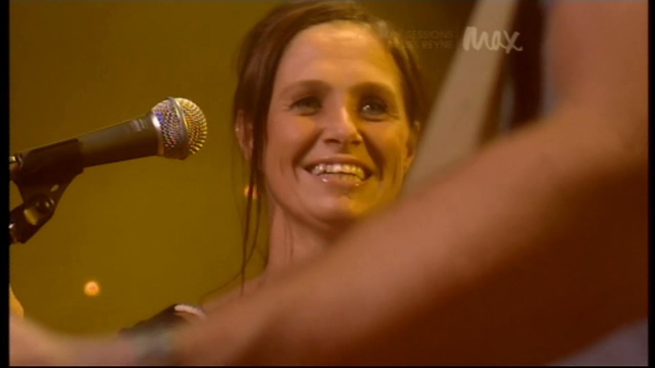James Reyne - LIVE.  Oh No (not you again). Max Sessions, Fox Studios 2010. Guest Kasey  Chambers