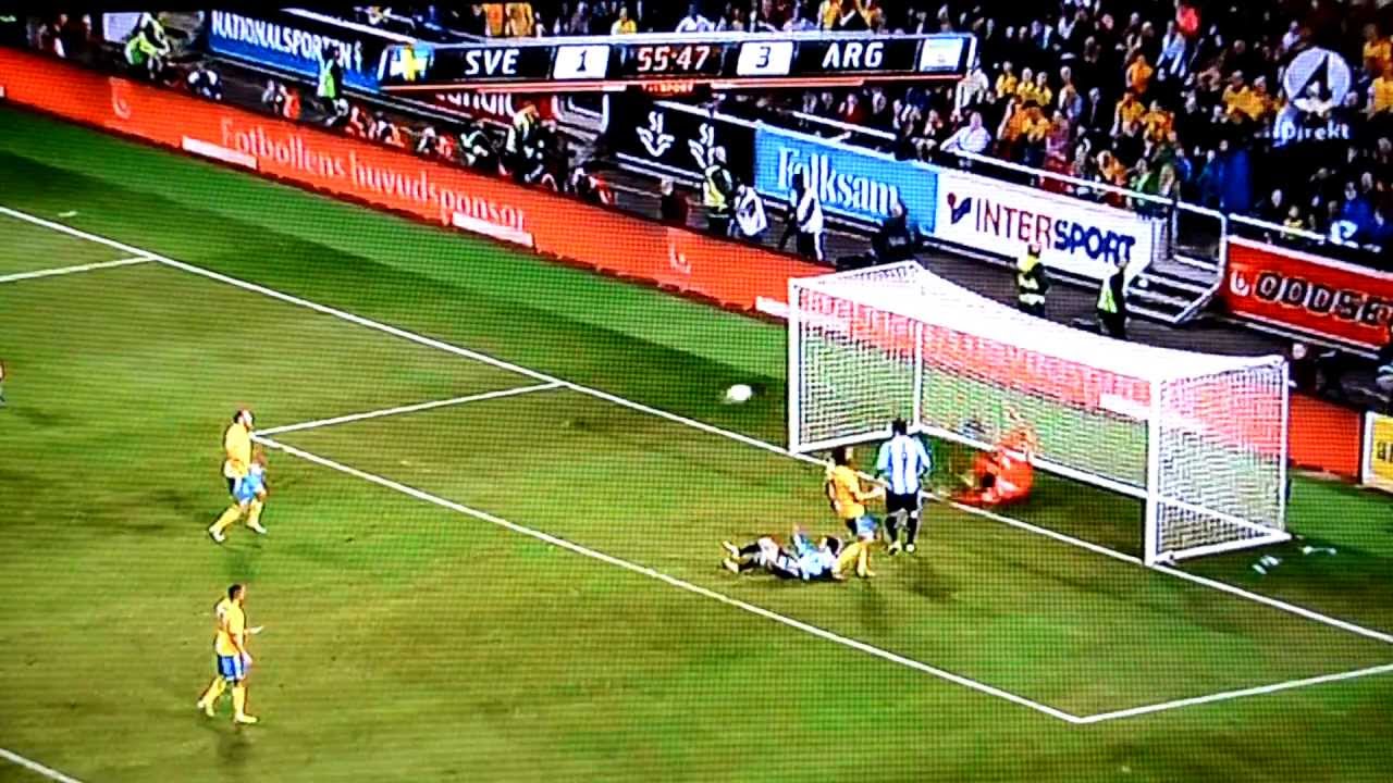 Andreas Isaksson, bicycle save!! What a save!