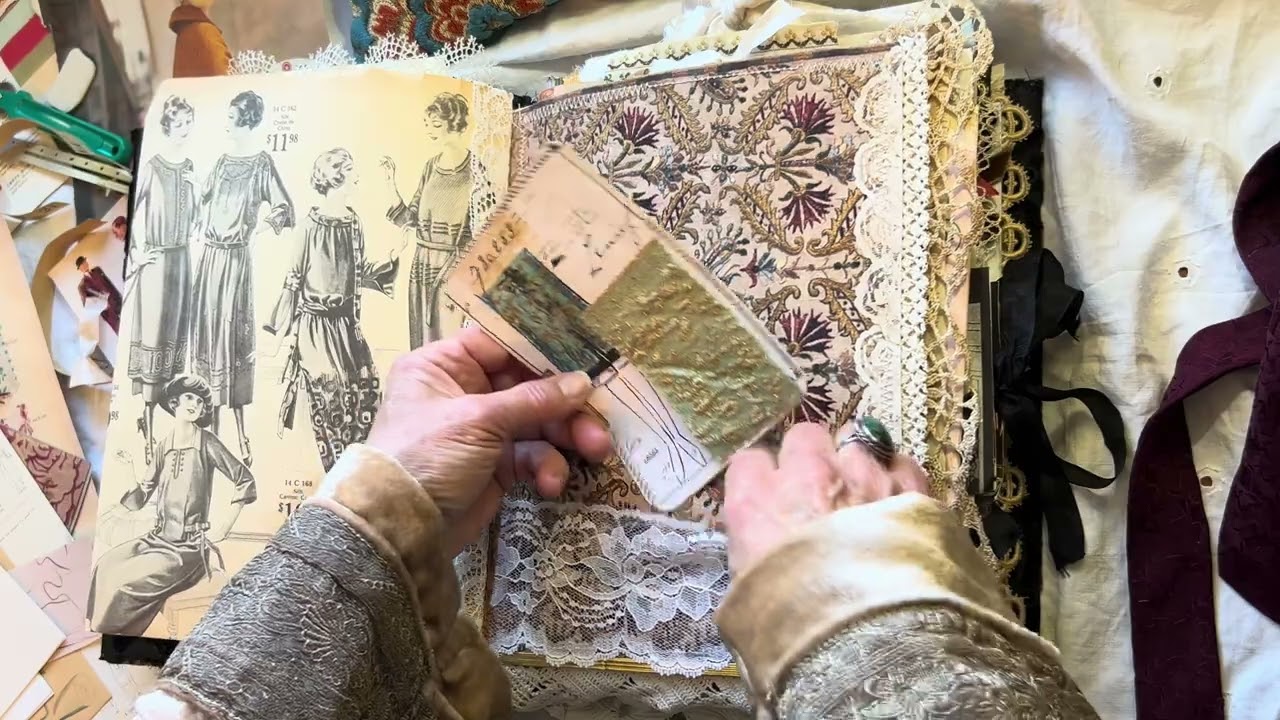 Fashion Designers Journal ￼
