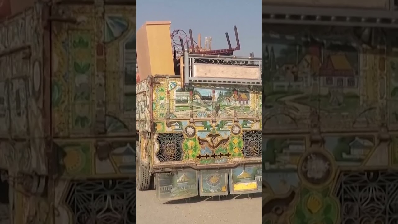 Thousands Flee Torkham Border as Pakistan-Taliban Clashes Intensify | DRM News | AH1C
