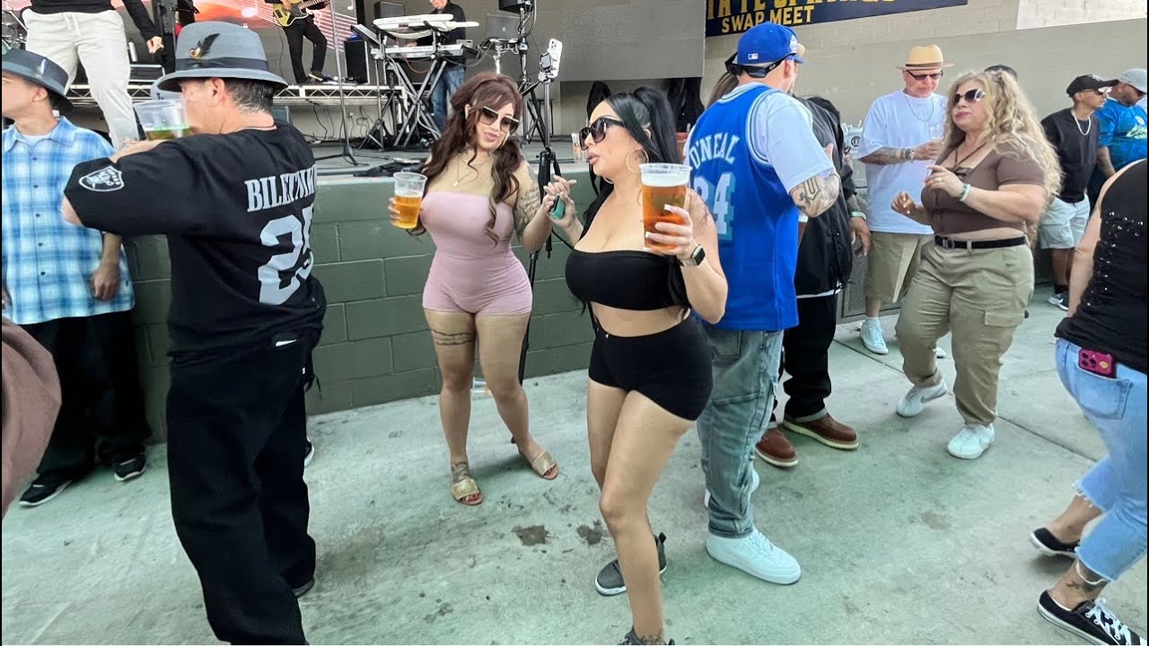 Live 🔥 SUNDAY FUNDAY 😎 @ SANTA FE SPRINGS SWAP MEET #live #oldies #420