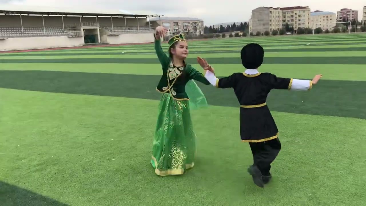 Şirvan Şəhəri Eliyev Yusif və İsmayılova İncinin “Şuşa Dağları” rəqsi