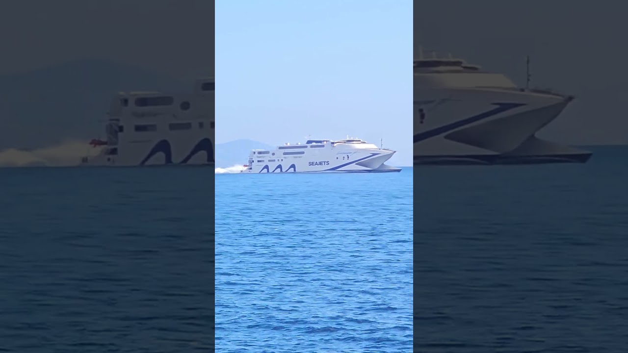 SeaJets EuroChampion Jet at  Syros