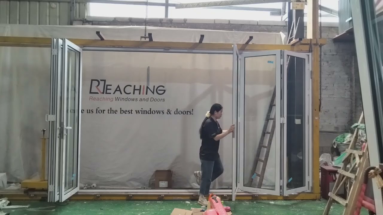 📍Maldives / 70 Series Customize White frame Bi-folding Door (3+3)