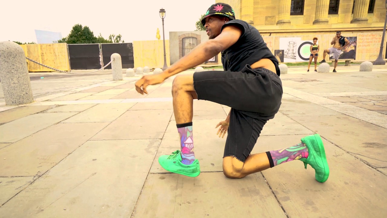 MotionMonarchs x HouseOfTunes