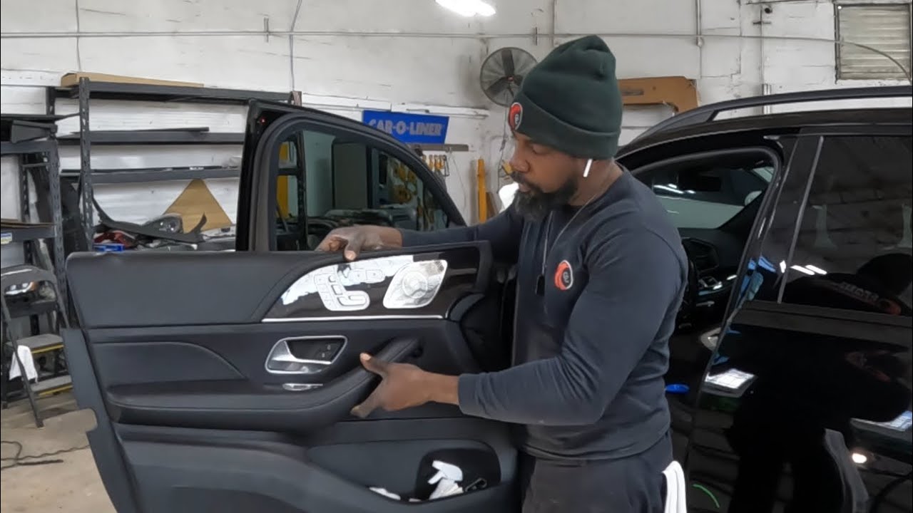 DIY 2021 Mercedes Benz GLE450 how to remove the front door handle the mirror and trim panel